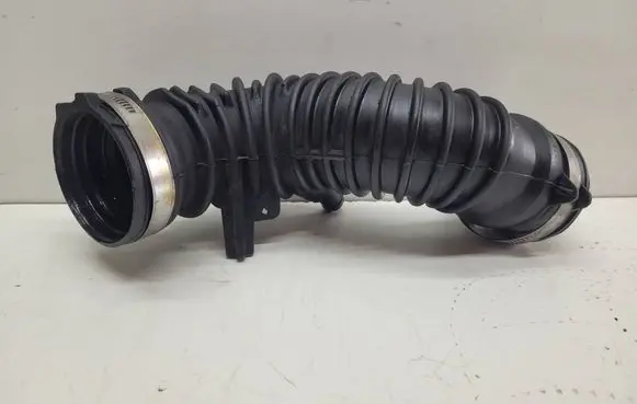 Nissan Primastar Intercooler hose/pipe