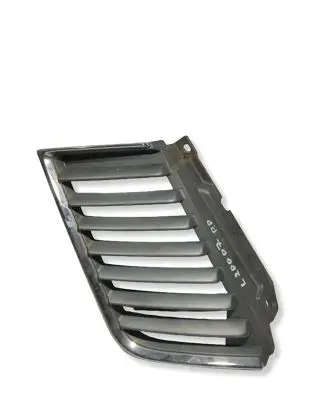 Mitsubishi L200 Front grill MN142328 MN142630 142328