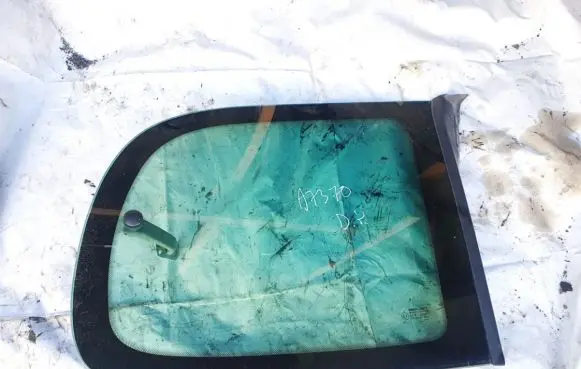 Renault Espace III Rear side window