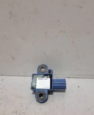 Volkswagen Golf V Airbag deployment crash/impact sensor 1K0955557A