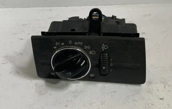 Mercedes-Benz E W211 Light switch 2115450904 04056043 A2115450904