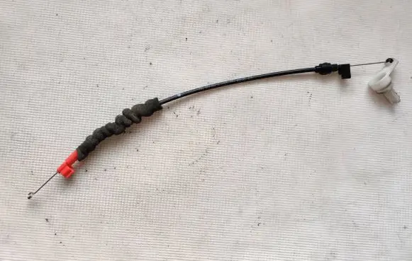 Volkswagen Transporter - Caravelle T5 Air flap cable 7H1819837c