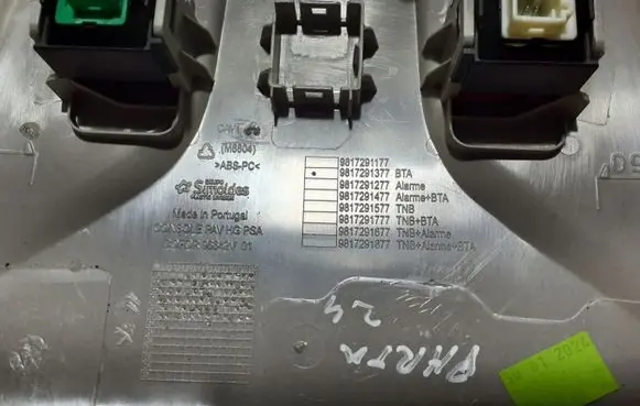 Peugeot Partner III Other interior light 9817291377