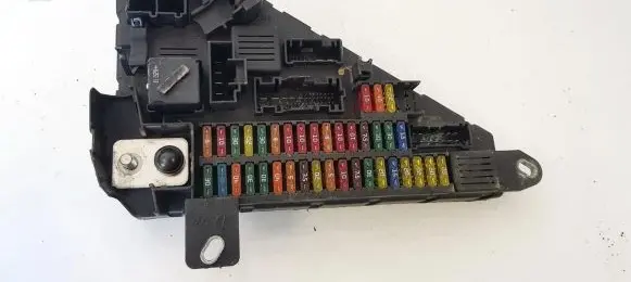 BMW 5 E60 E61 Fuse box set 690661901 6906618-05