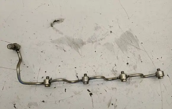 Toyota Auris 150 Fuel return line/hose 