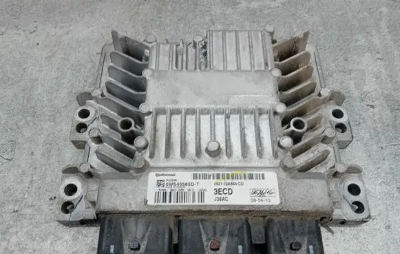 Mazda 2 Engine control unit/module ECU 8V21-12A650-CD