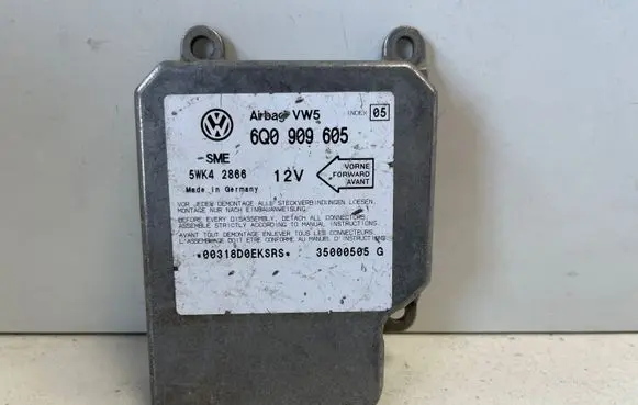 Skoda Octavia Mk1 (1U) Airbag control unit/module 6Q0909605 5WK42866
