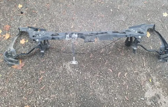 Mercedes-Benz E A207 Top upper radiator support slam panel A2076200291