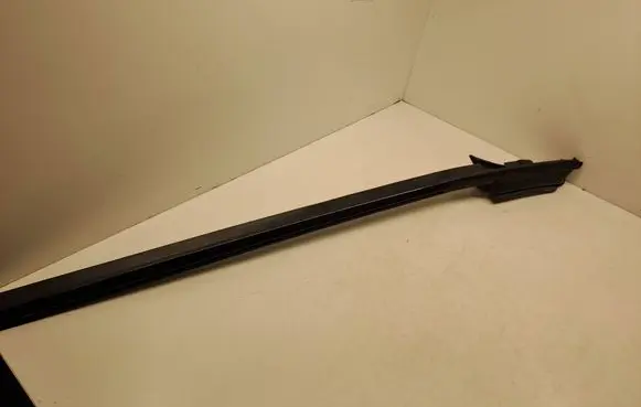BMW 4 F32 F33 Rear side glass trim 7295572