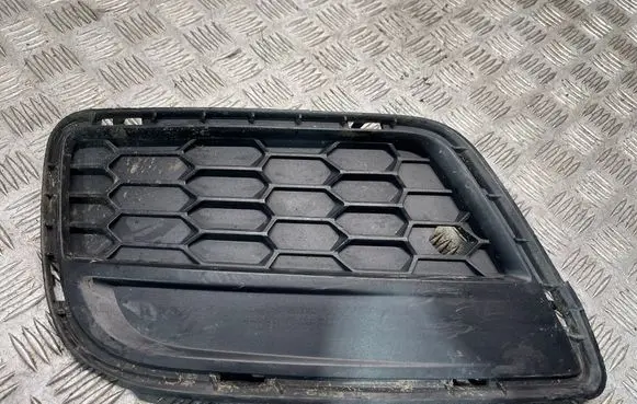 BMW X3 F25 Front bumper lower grill 8050445