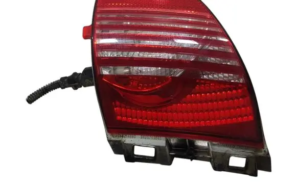 Peugeot Partner Rear/tail lights 9683074680