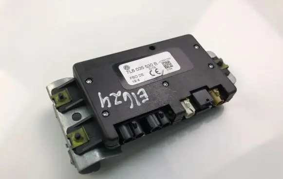 Volkswagen Touareg I Other control units/modules 7L6035530B
