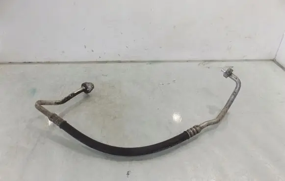 Ford C-MAX I Air conditioning (A/C) pipe/hose