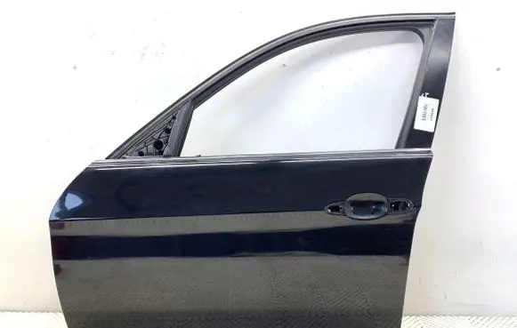 BMW 3 E90 E91 Front door 668