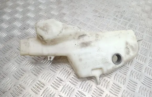 Renault Scenic I Windshield washer fluid reservoir/tank 7700843902C