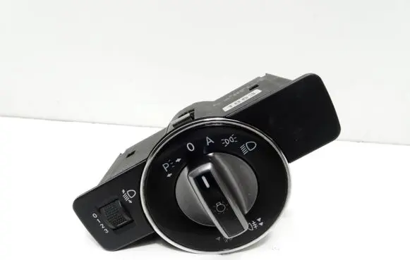 Mercedes-Benz C W204 Light switch A2045453004
