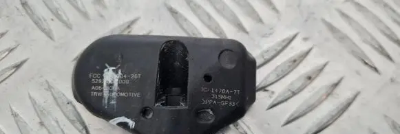 KIA Sorento Tire pressure sensor 
