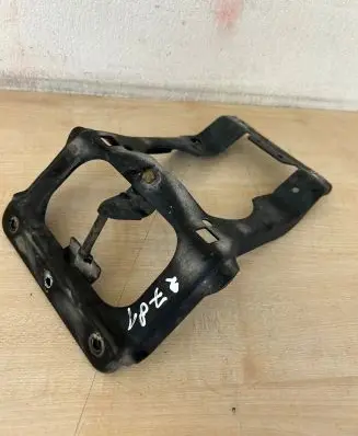 Mercedes-Benz E W211 Radiator support slam panel bracket 
