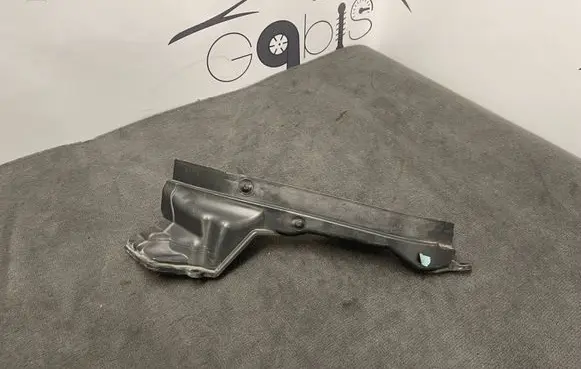 BMW 5 F10 F11 Other engine bay part 7204336 14850610
