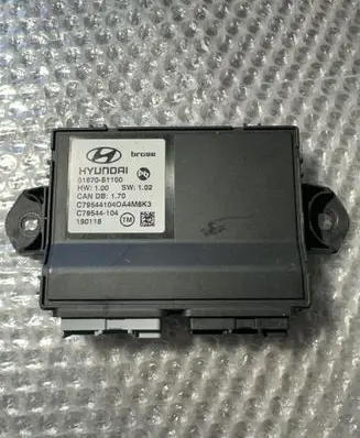 Hyundai Santa Fe Tailgate/trunk control unit/module 81870S1100 C79544104 C795441040A
