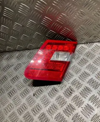 Mercedes-Benz E W212 Tailgate rear/tail lights 2128200864 A2128200864