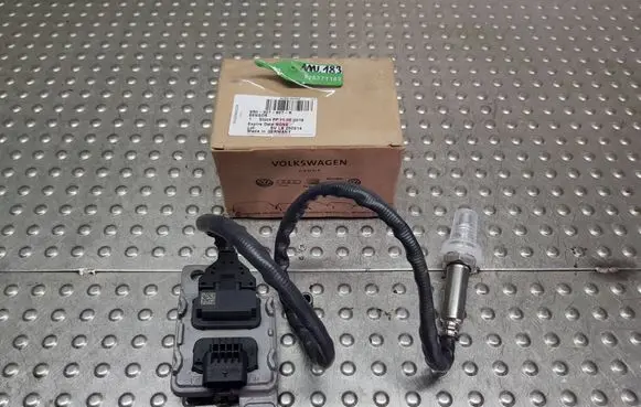 Audi Q5 SQ5 8R Lambda probe sensor S26371183 8R0907807R 8R0907807L