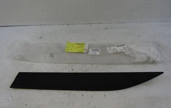Audi E-tron GT Rear door trim (molding) 4J3853970A