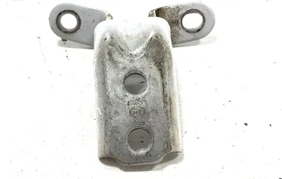KIA Sorento Front door lower hinge 