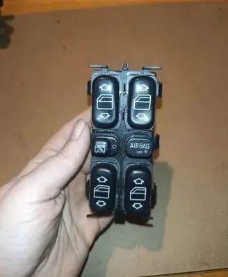 Mercedes-Benz A W168 Electric window control switch 1688206810 03753201