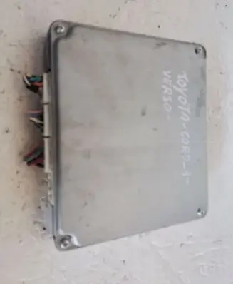 Toyota Corolla Verso AR10 Engine control unit/module 896610F010