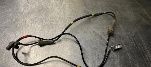 Volvo XC70 ABS rear brake sensor 3524256 071160375