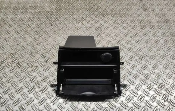 Suzuki SX4 Dashboard storage box/compartment 7383080J1 2G7A0