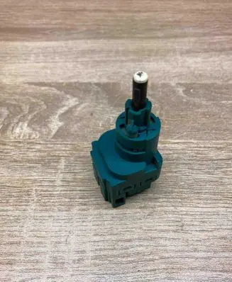 Volkswagen Golf IV Brake pedal sensor switch 1C0945511A