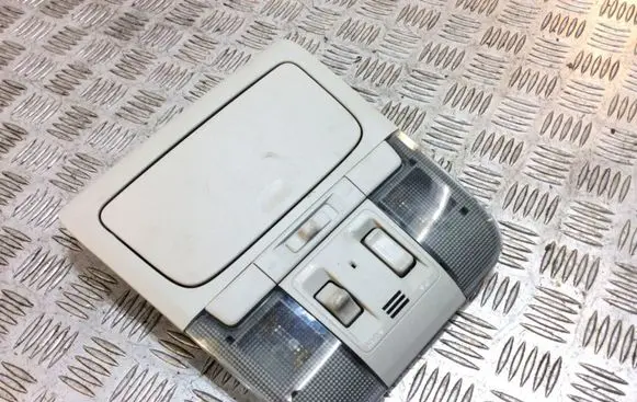 Subaru Legacy Front seat light VC12083