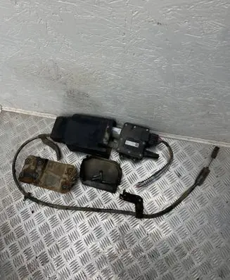 Chevrolet Captiva Hand brake/parking brake motor 20883712 A2C53395369 3218523