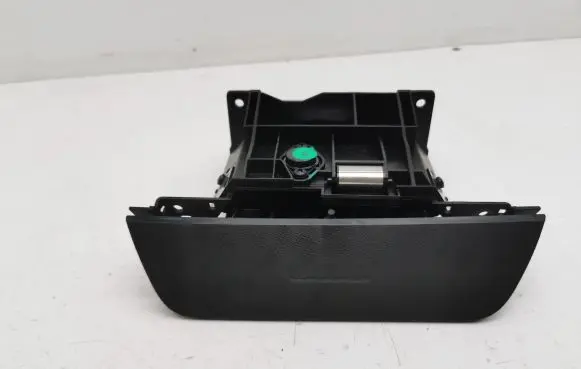Citroen C4 III e-C4 Glove box Y0047010