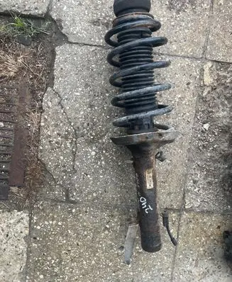 Volkswagen Golf IV Front shock absorber/damper