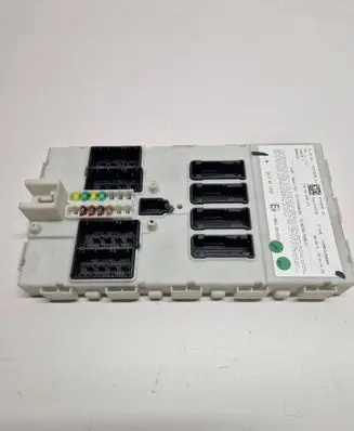 BMW 3 F30 F35 F31 Central body control module 8707676 5CU11CF01 116RI001052