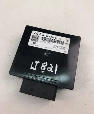 Volkswagen Jetta VI Other control units/modules 3AA919041A