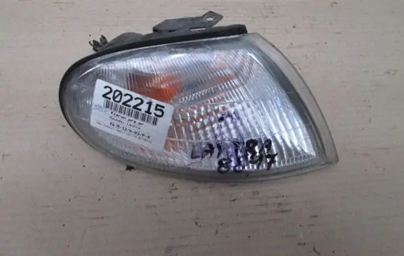 Hyundai Elantra Front indicator light