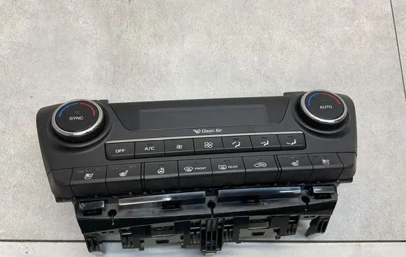 Hyundai Tucson TL Climate control unit 97250D7590