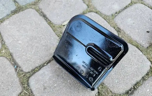 Opel Mokka B Gearbox sump PA66GF33