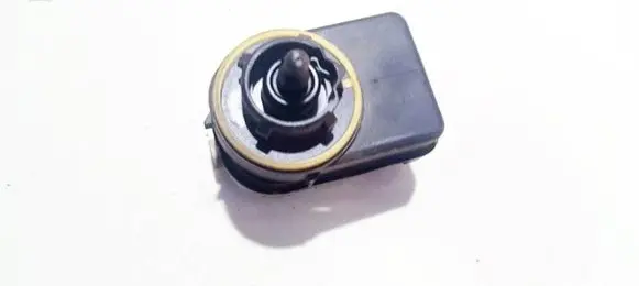 Toyota Aygo AB10 Headlight level adjustment motor 01h01