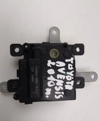Toyota Avensis T270 Intake manifold valve actuator/motor 0638000920