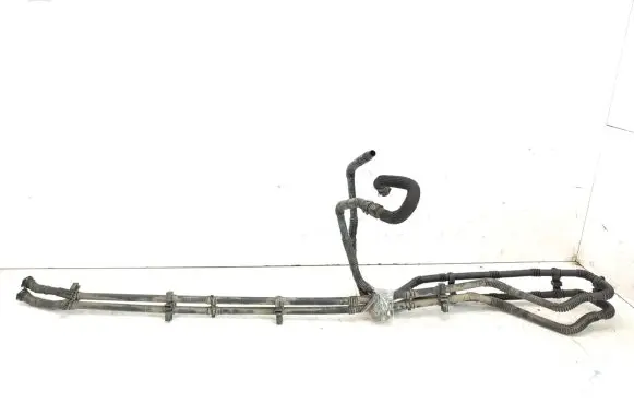 Peugeot 508 RXH Hybrid/electric vehicle battery cooling hoses/tubes 