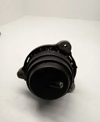 BMW 7 G11 G12 Engine mount bracket 6860478