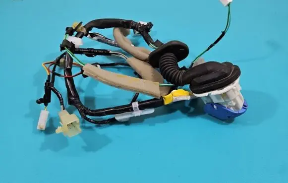 Suzuki Vitara (LY) Front door wiring loom 36757-54P00 IMPRK1430229