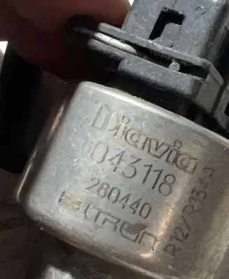 Audi A4 S4 B5 8D Air conditioning (A/C) pressure sensor 043118 280440