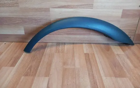 Volvo XC70 Rear fender molding trim 9190879 9190879BLUE