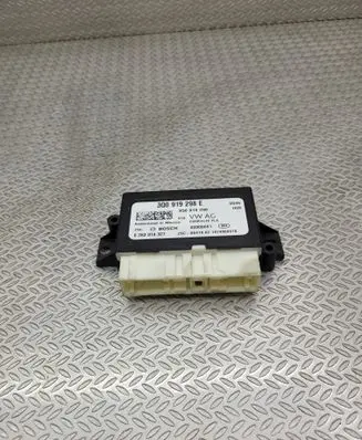 Volkswagen Tiguan Parking PDC control unit/module 3Q0919298E